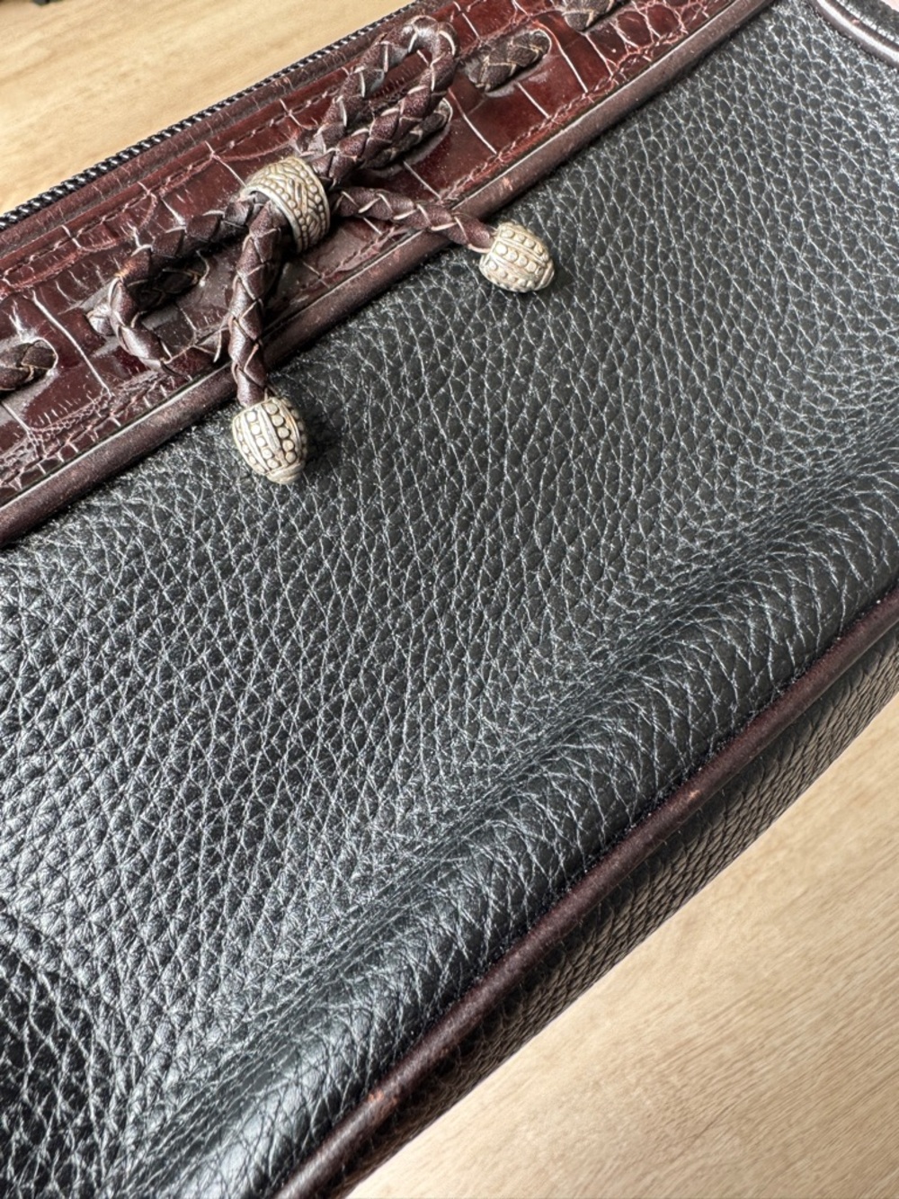 Y2K Vintage Brighton Small Black and Dark Brown Grainy Leather Shoulder Bag - Picture 10 of 12